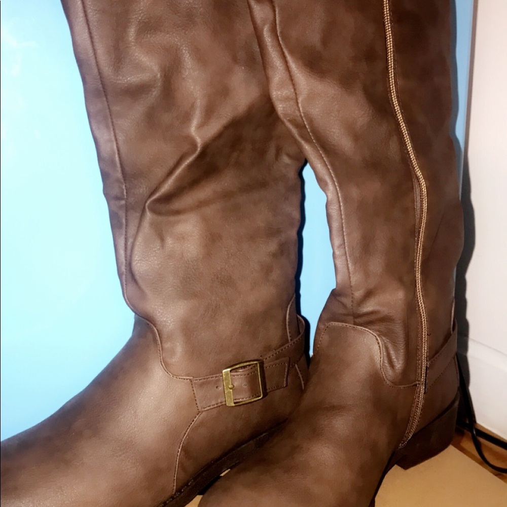 long brown boots size 7 never worn